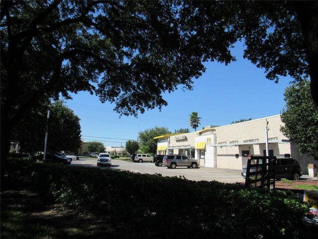 3735 Red Bluff Road, Pasadena, TX 77503