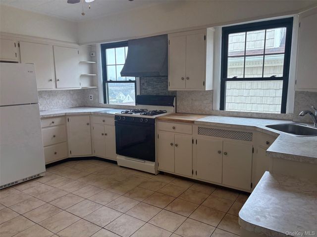 39 Neptune Avenue, New Rochelle, NY 10805