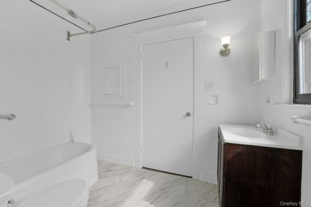 39 Neptune Avenue, New Rochelle, NY 10805