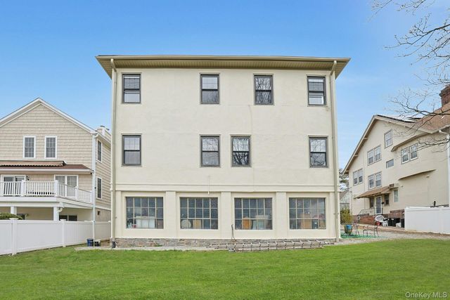 39 Neptune Avenue, New Rochelle, NY 10805