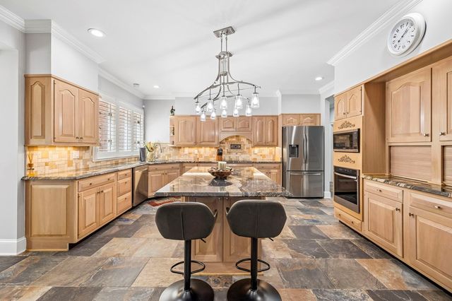 1706 Habersham Way, Dalton, GA 30720