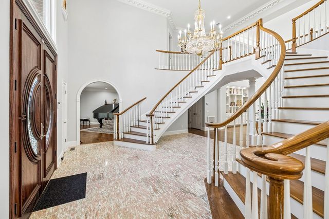 1706 Habersham Way, Dalton, GA 30720