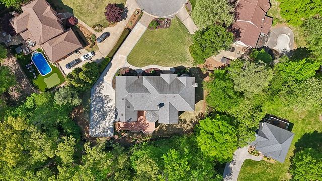 1706 Habersham Way, Dalton, GA 30720
