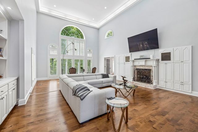 1706 Habersham Way, Dalton, GA 30720
