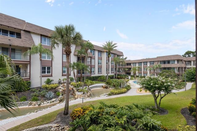3021 COUNTRYSIDE BOULEVARD 21A, Clearwater, FL 33761
