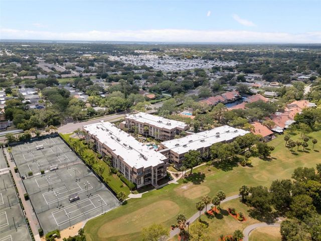 3021 COUNTRYSIDE BOULEVARD 21A, Clearwater, FL 33761