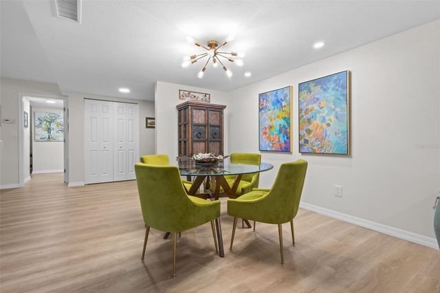 3021 COUNTRYSIDE BOULEVARD 21A, Clearwater, FL 33761
