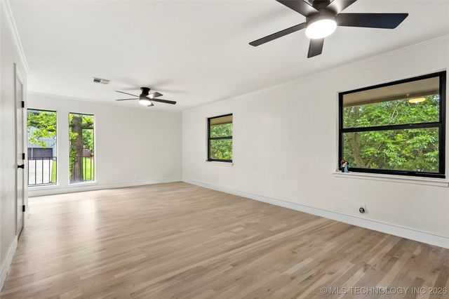 2936 E 75th Street, Tulsa, OK 74136