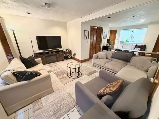 38 Sheafe Street, Boston, MA 02113