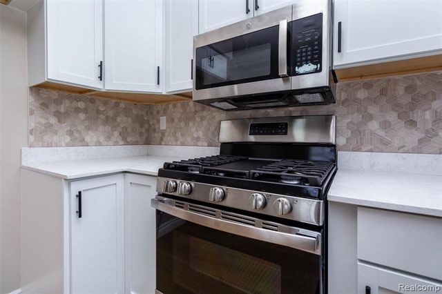 14919 Masonic Boulevard, Warren, MI 48088