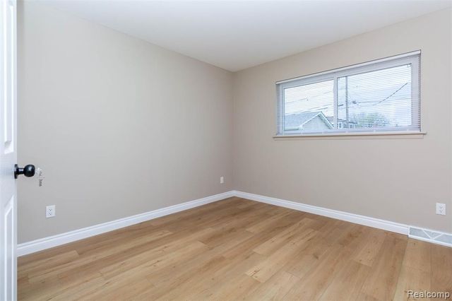 14919 Masonic Boulevard, Warren, MI 48088