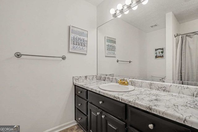 352 Academy Woods Drive, Jefferson, GA 30549