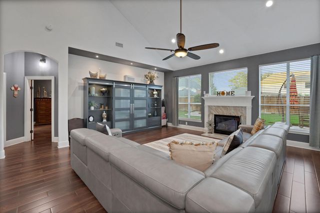 6407 Holly Canyon Court, Katy, TX 77450
