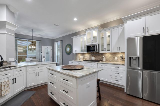 6407 Holly Canyon Court, Katy, TX 77450