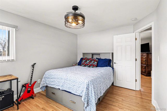 551 Berry Patch Lane, White Lake Charter Township, MI 48386