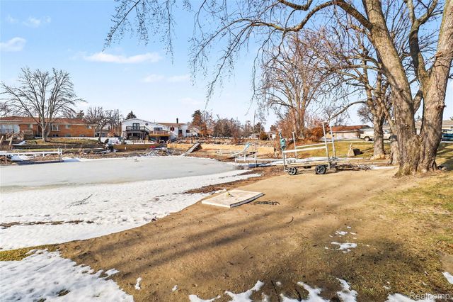 551 Berry Patch Lane, White Lake Charter Township, MI 48386