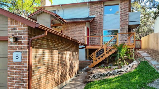 1703 Waterloo TRL B, Austin, TX 78704
