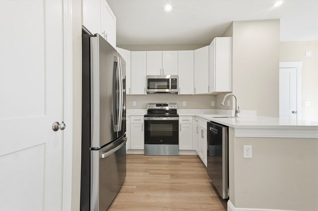 8 Vine Street 1, Haverhill, MA 01830