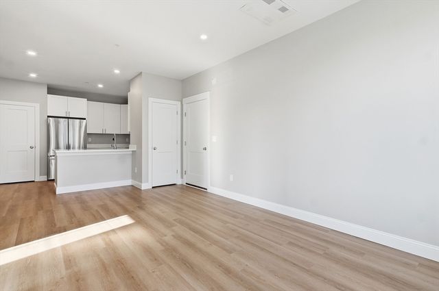 8 Vine Street 1, Haverhill, MA 01830