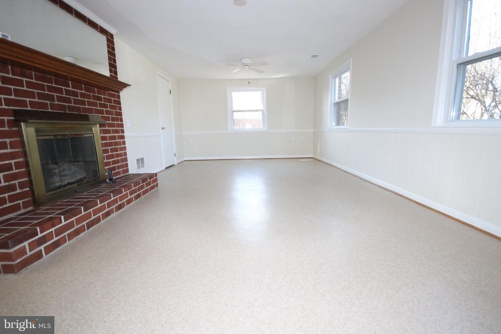 Image 23 of property listing at 13109 GREENMOUNT AVENUE, Beltsville, MD 20705