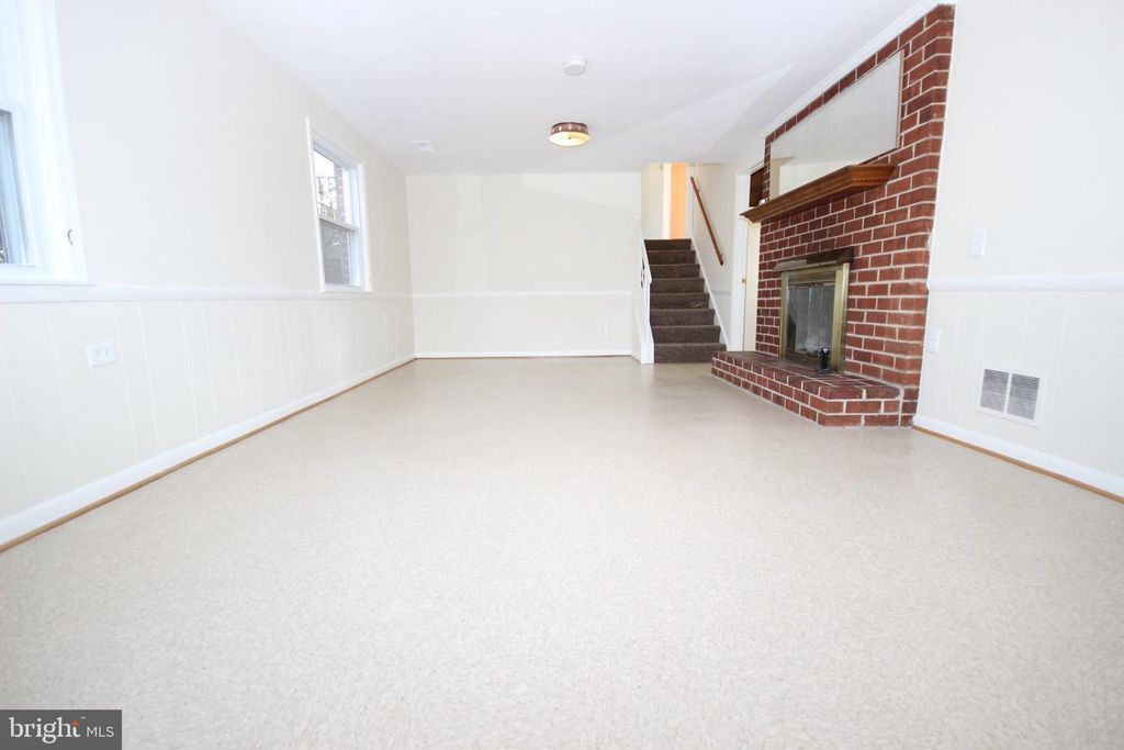 Image 24 of property listing at 13109 GREENMOUNT AVENUE, Beltsville, MD 20705