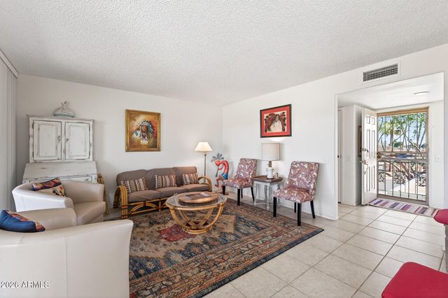 19228 N STAR RIDGE Drive, Sun City West, AZ 85375