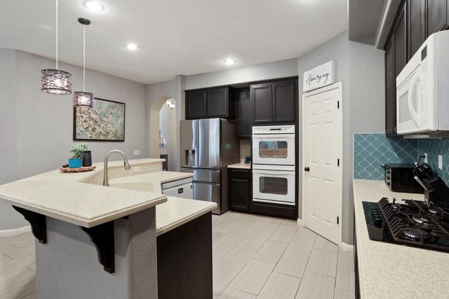 3604 Hillglen Ave, Modesto, CA 95355