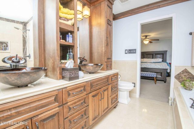 6533 Gentlewinds Drive, Knoxville, TN 37931
