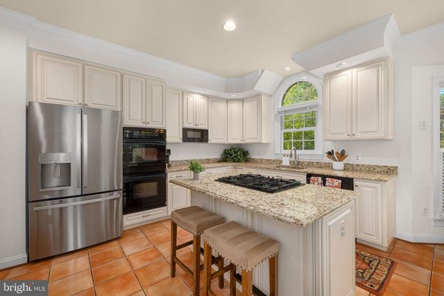 6656 CORNER LN, Mclean, VA 22101