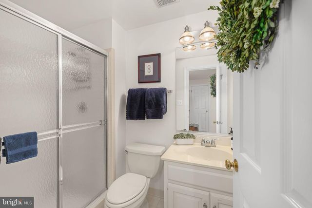 6656 CORNER LN, Mclean, VA 22101