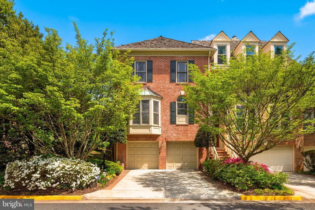 6656 CORNER LN, Mclean, VA 22101