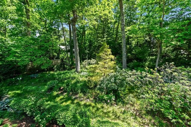 42 Temple Road, Wellesley, MA 02482