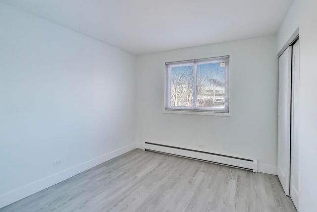 10360 Michael Todd Terrace 1S, Glenview, IL 60025