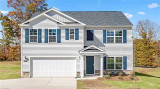 1596 String Drive, Winston-salem, NC 27107