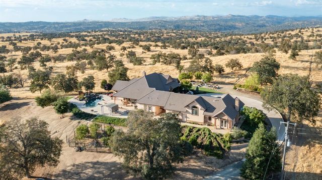 34310 Barn Owl Road, Raymond, CA 93653