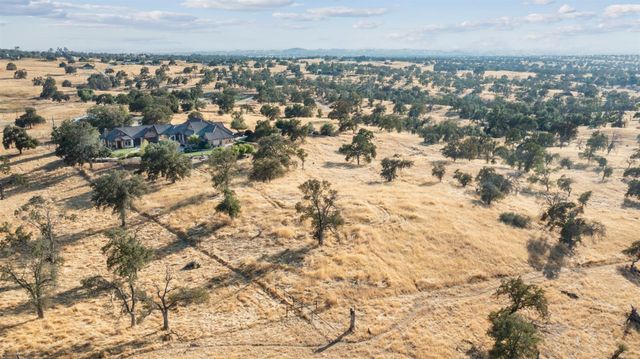 34310 Barn Owl Road, Raymond, CA 93653
