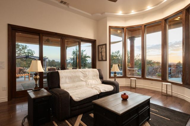 34310 Barn Owl Road, Raymond, CA 93653