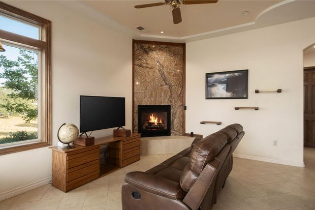 34310 Barn Owl Road, Raymond, CA 93653