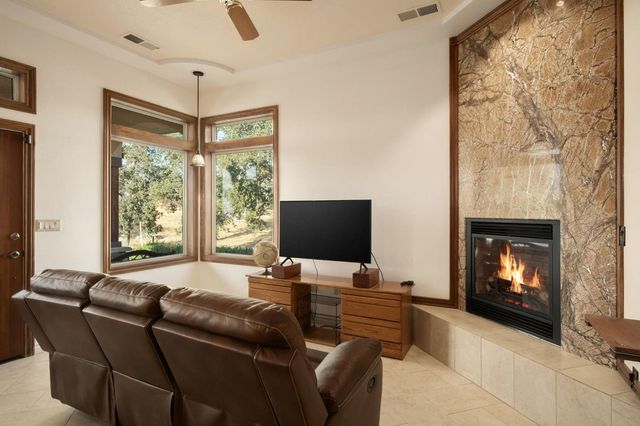 34310 Barn Owl Road, Raymond, CA 93653