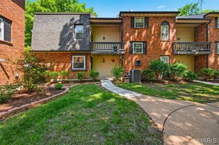 92 Conway Cove Drive, Chesterfield, MO 63017