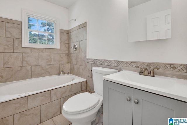 1717 6TH PLACE NW, Center Point, AL 35215
