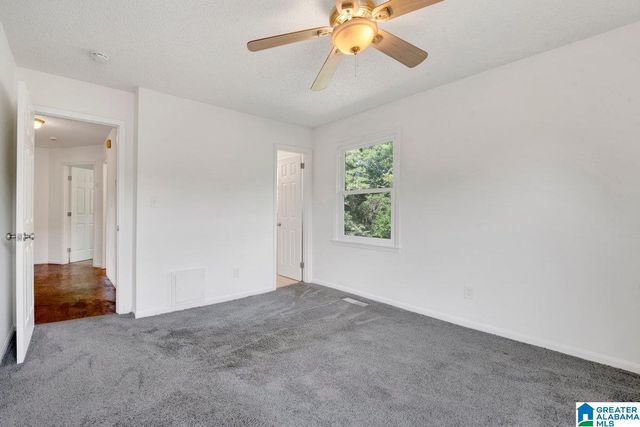 1717 6TH PLACE NW, Center Point, AL 35215