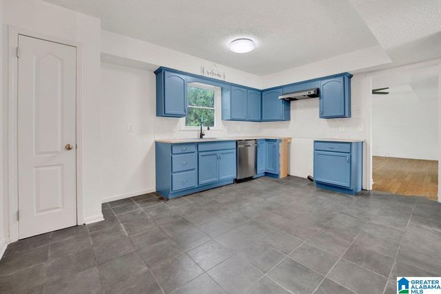 1717 6TH PLACE NW, Center Point, AL 35215