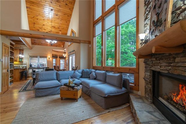 236 Rosen Strasse, Helen, GA 30545