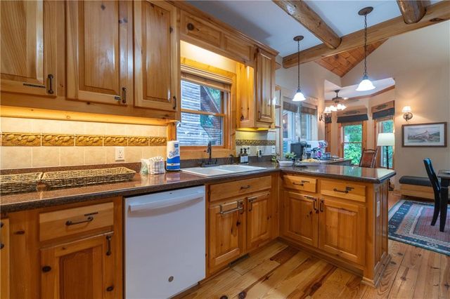 236 Rosen Strasse, Helen, GA 30545