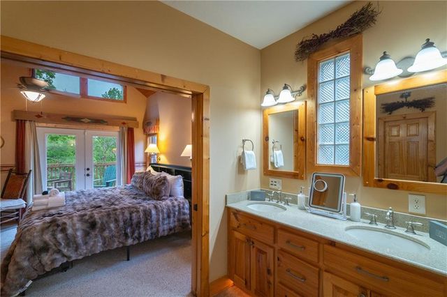 236 Rosen Strasse, Helen, GA 30545