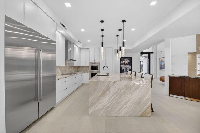 5723 Hamilton Way, Boca Raton, FL 33496