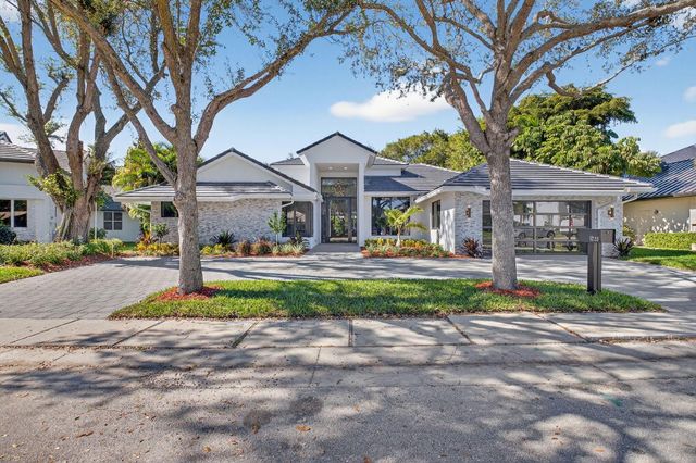 5723 Hamilton Way, Boca Raton, FL 33496