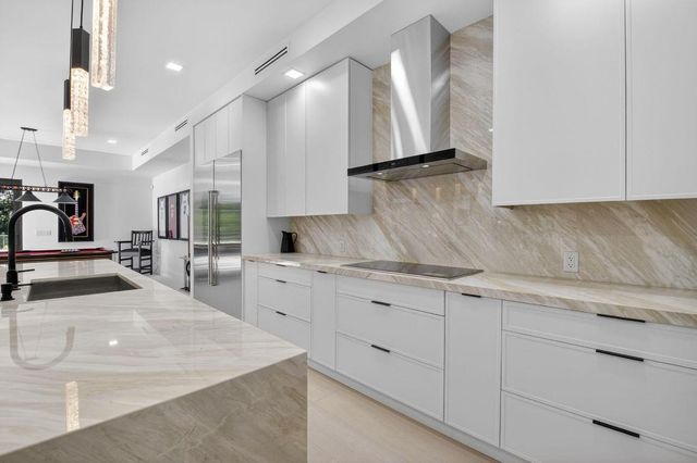 5723 Hamilton Way, Boca Raton, FL 33496