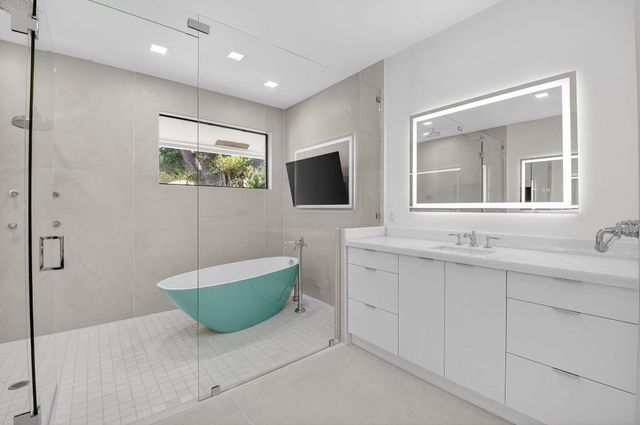 5723 Hamilton Way, Boca Raton, FL 33496